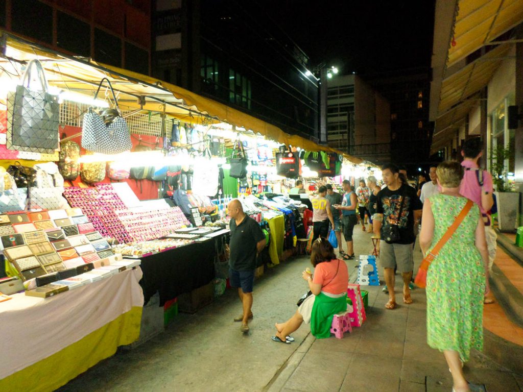 Silom Nachtmarkt in Patpong Bangkok