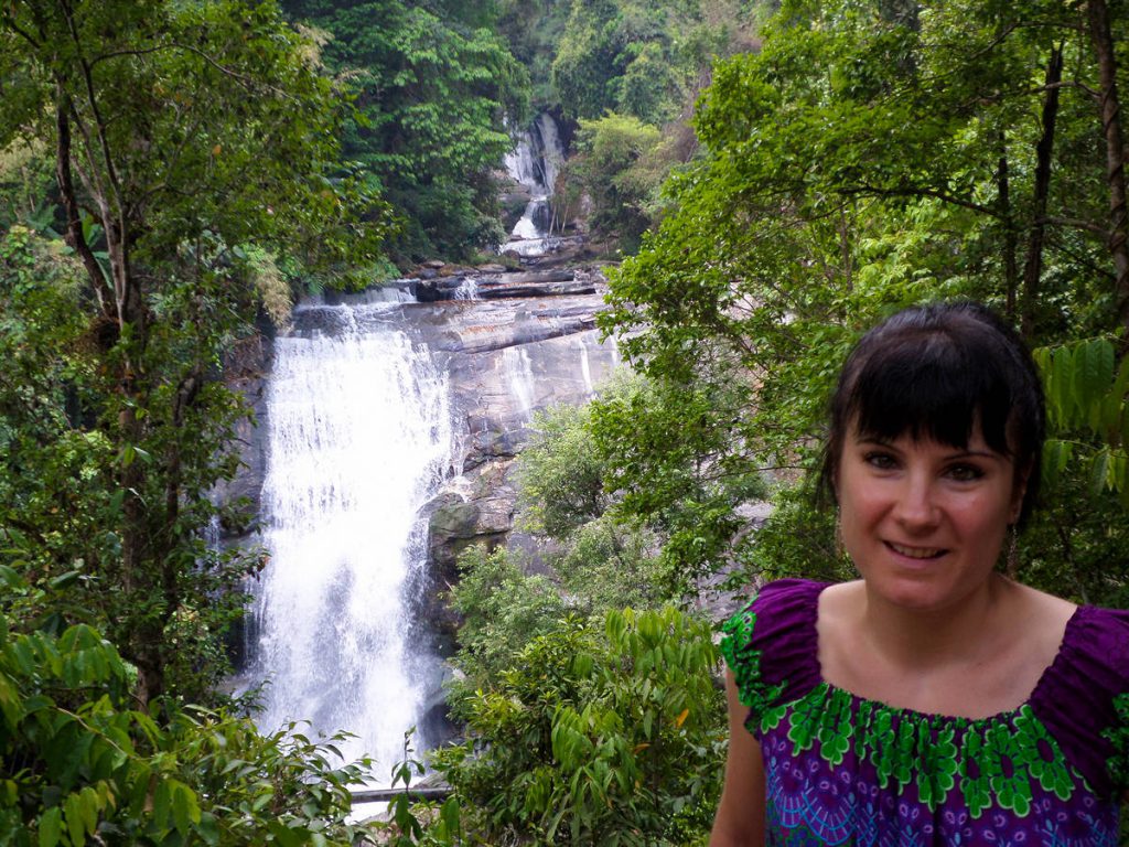 Sirithan Wasserfall in dem Doi Inthanon Nationalpark