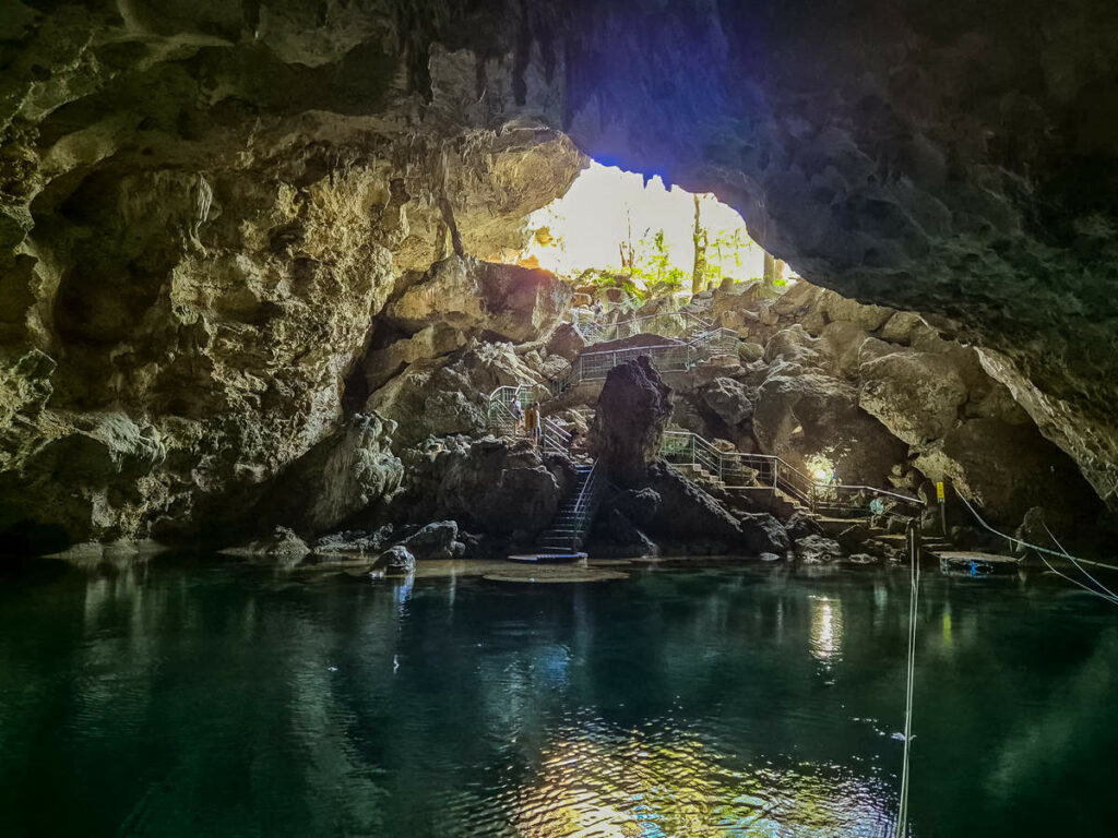 Lago la Nevera Los Tres Ojos