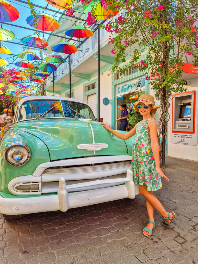 Oldtimer Umbrella Streett Puerto Plata