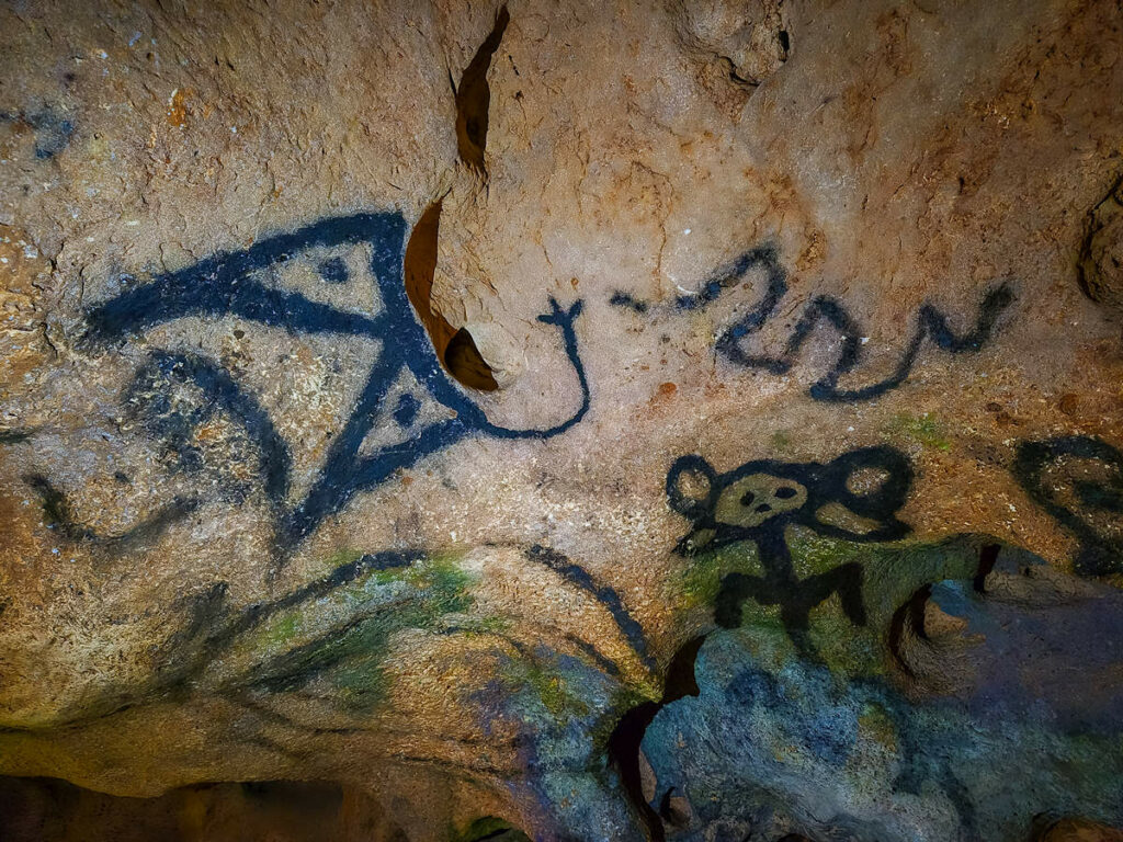 Tainó Piktogramme Cueva de las Maravillas