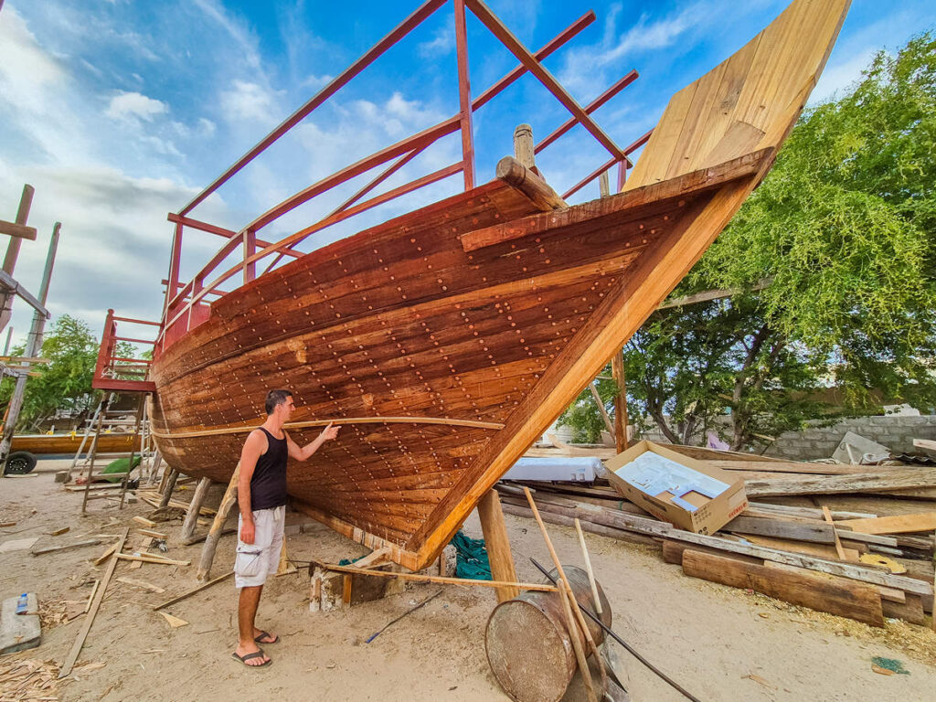 Dhow Schiff in dem Factory in Sur